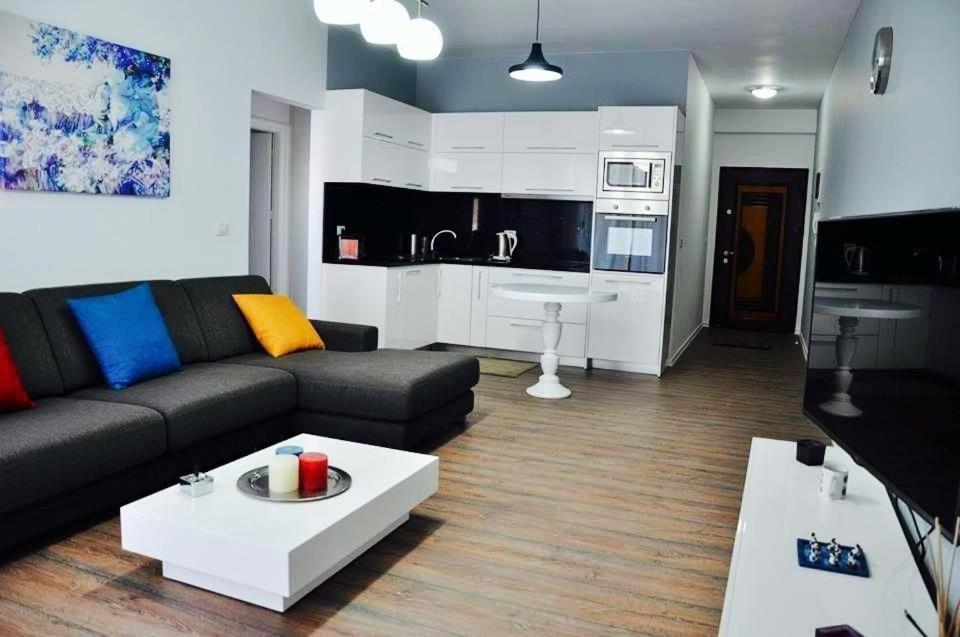 Rock Apartments Sarandë エクステリア 写真
