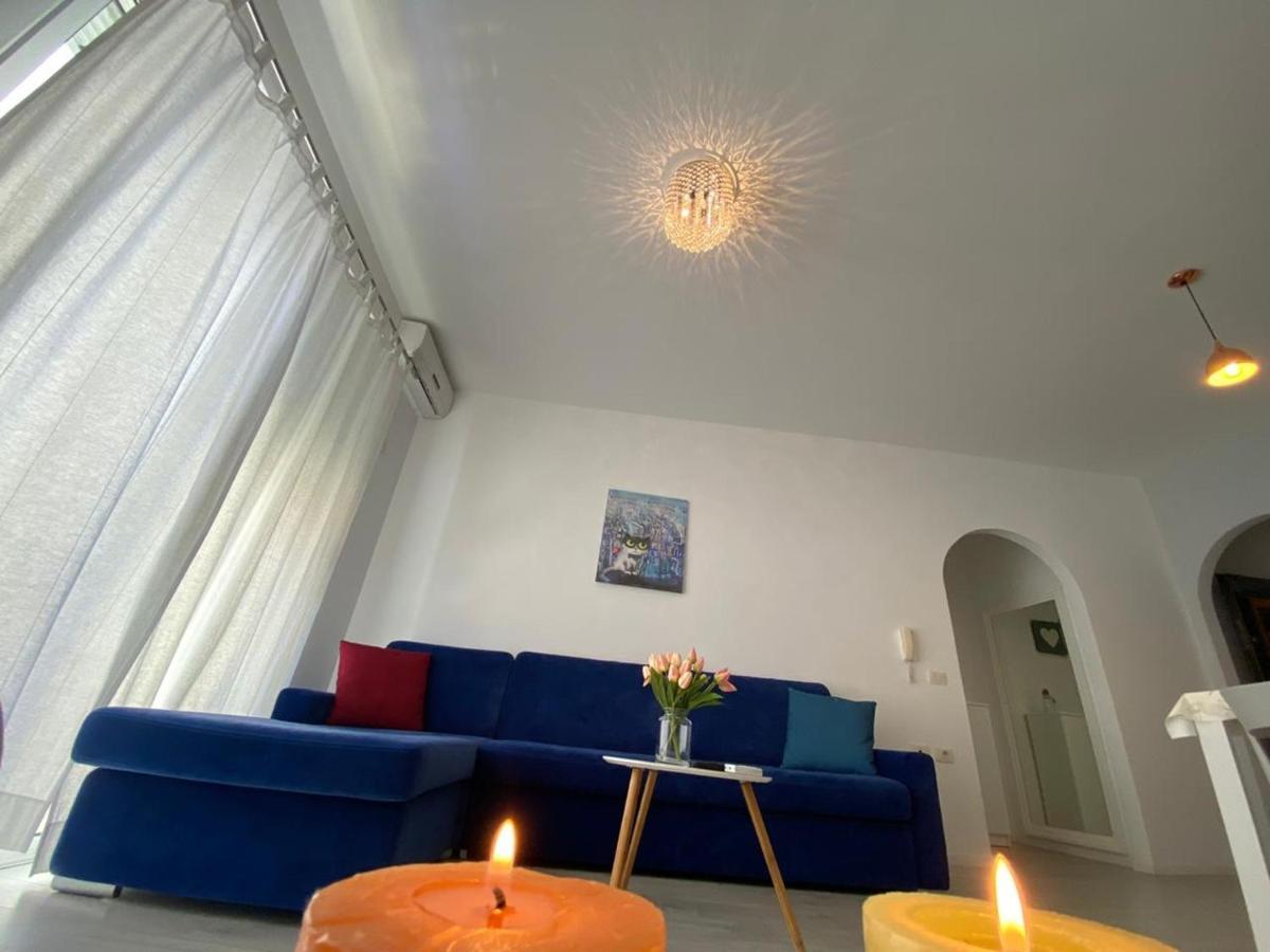 Rock Apartments Sarandë エクステリア 写真