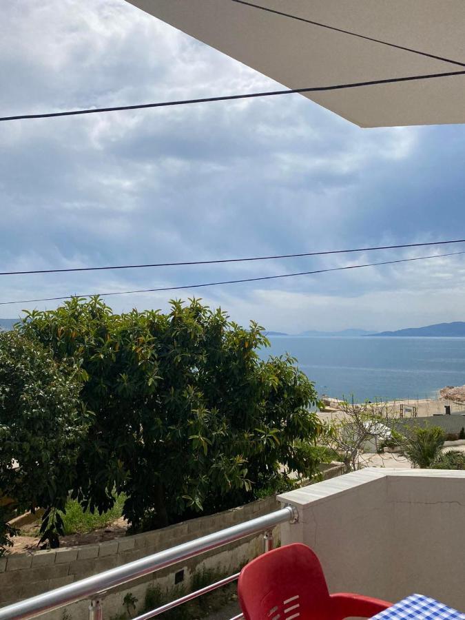 Rock Apartments Sarandë エクステリア 写真