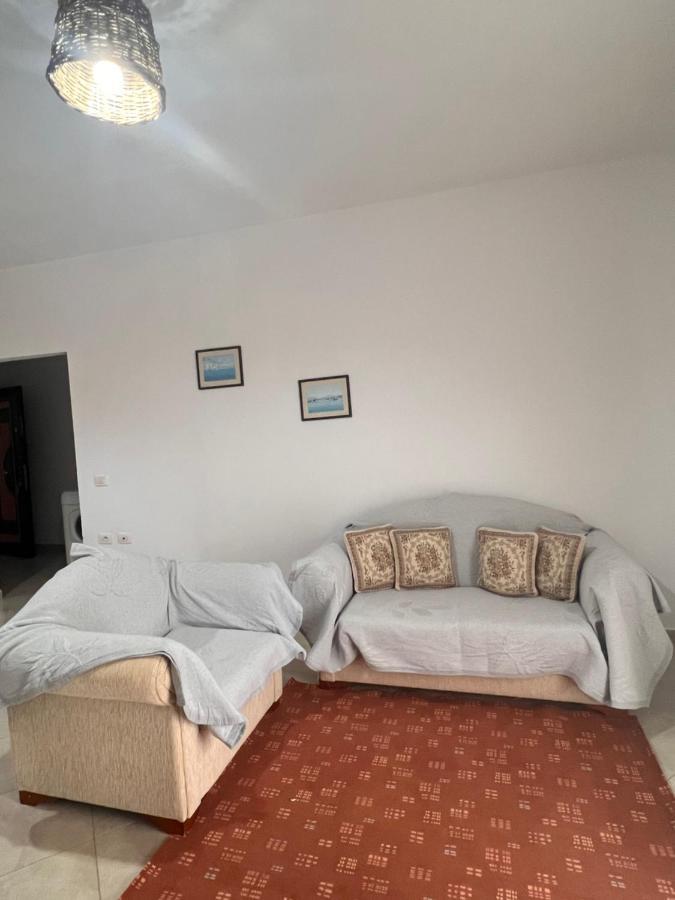 Rock Apartments Sarandë エクステリア 写真