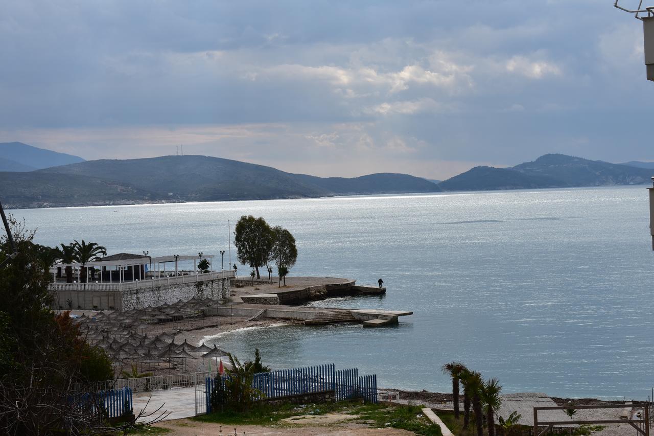 Rock Apartments Sarandë エクステリア 写真