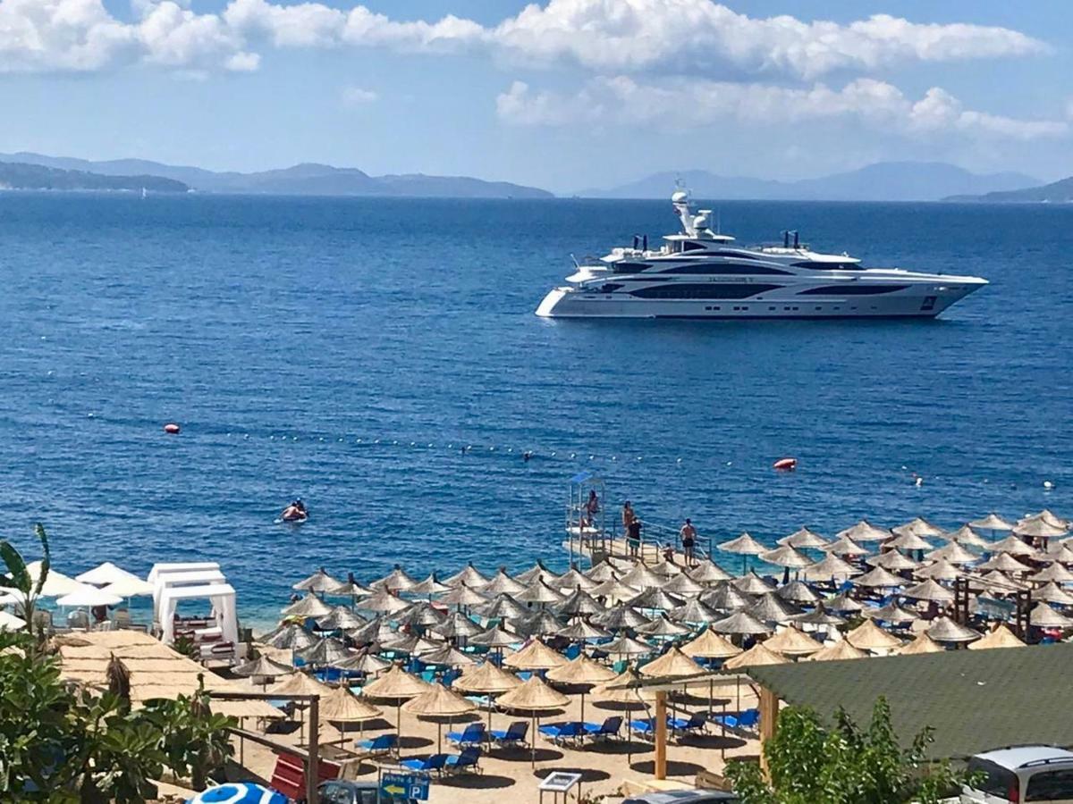 Rock Apartments Sarandë エクステリア 写真