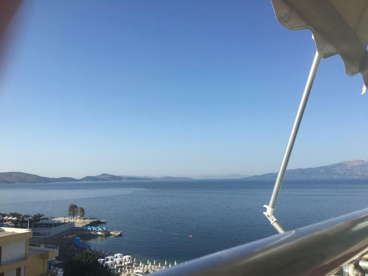Rock Apartments Sarandë エクステリア 写真